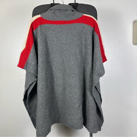 Tahari Gray Poncho 70% Merino Wool / 30% Cashmere with Red Accent One Size - Picture 3 of 7